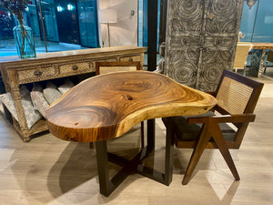 PURE- Table ronde de forme libre en bois de chamcha 48"- 55"