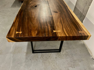 ART- Bord droit, forme libre à l'intérieur, table à manger en bois de Chamcha