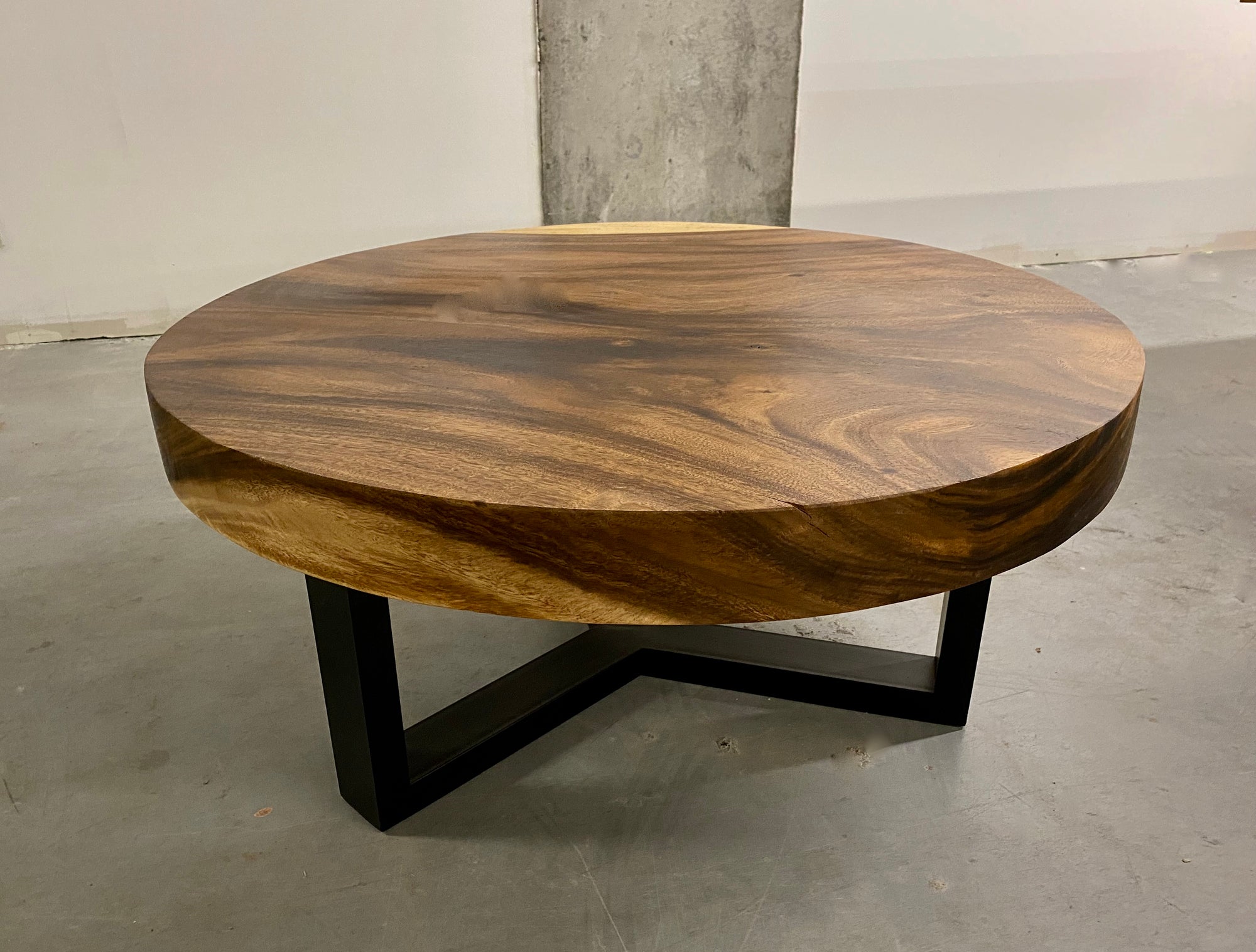ART- Table basse ronde en bois de chamcha 36".